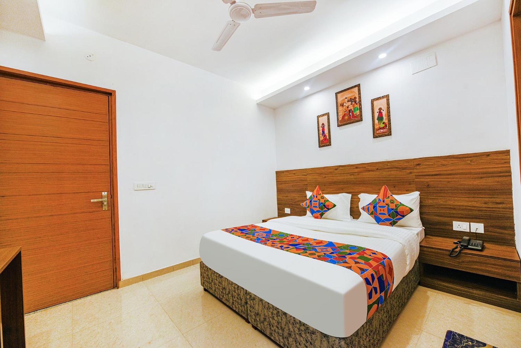 Fabhotel Sparkling - Nr Yashobhoomi Convention Centre Delhi  Luaran gambar