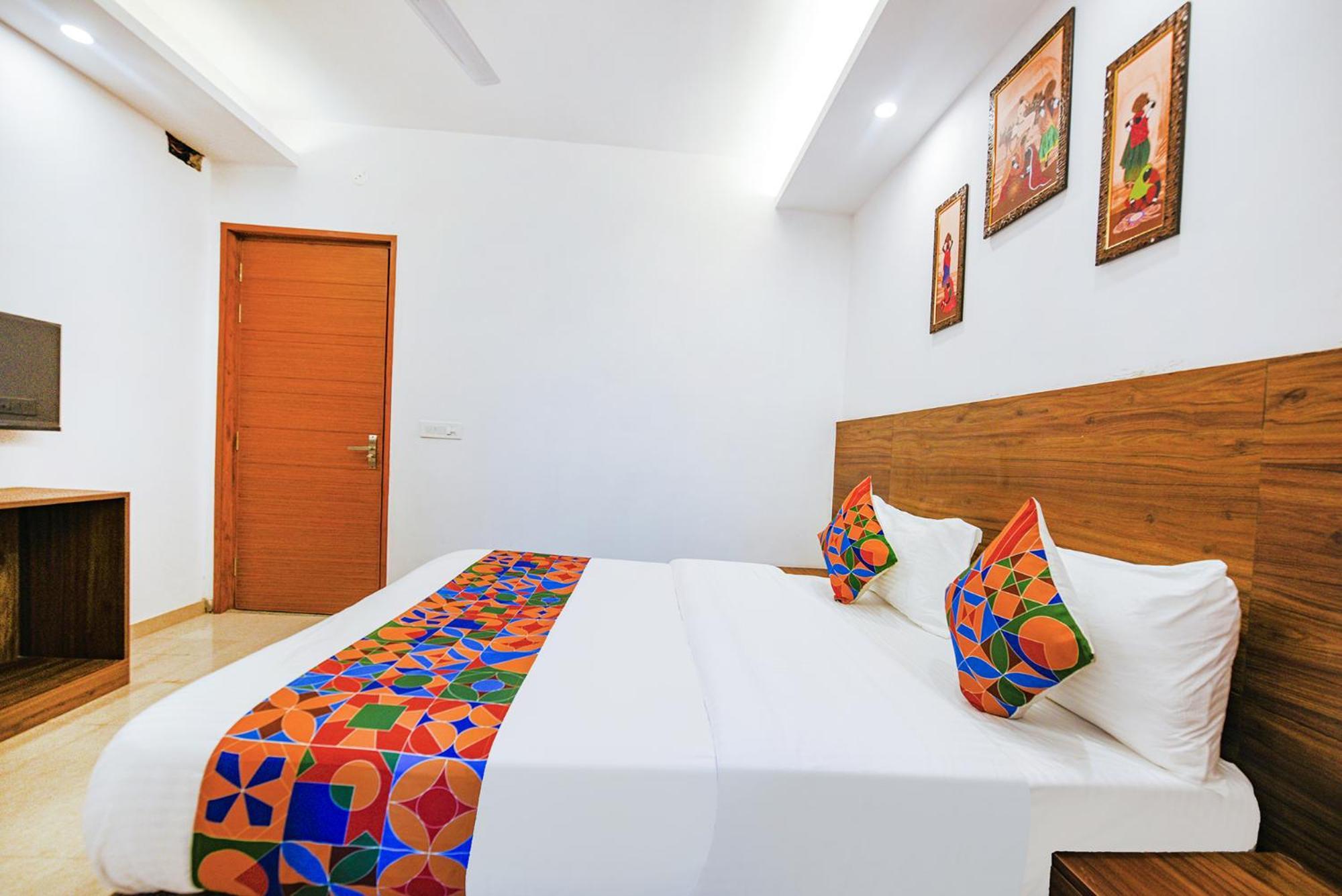 Fabhotel Sparkling - Nr Yashobhoomi Convention Centre Delhi  Luaran gambar